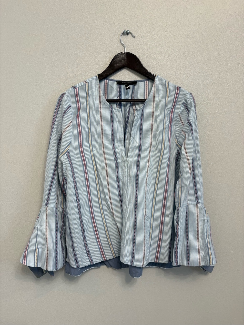 BCBGMAXAZRIA Striped Bell-Sleeve Blouse – Size L